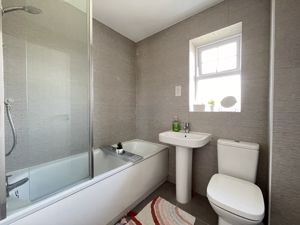 Photo 7- click for photo gallery